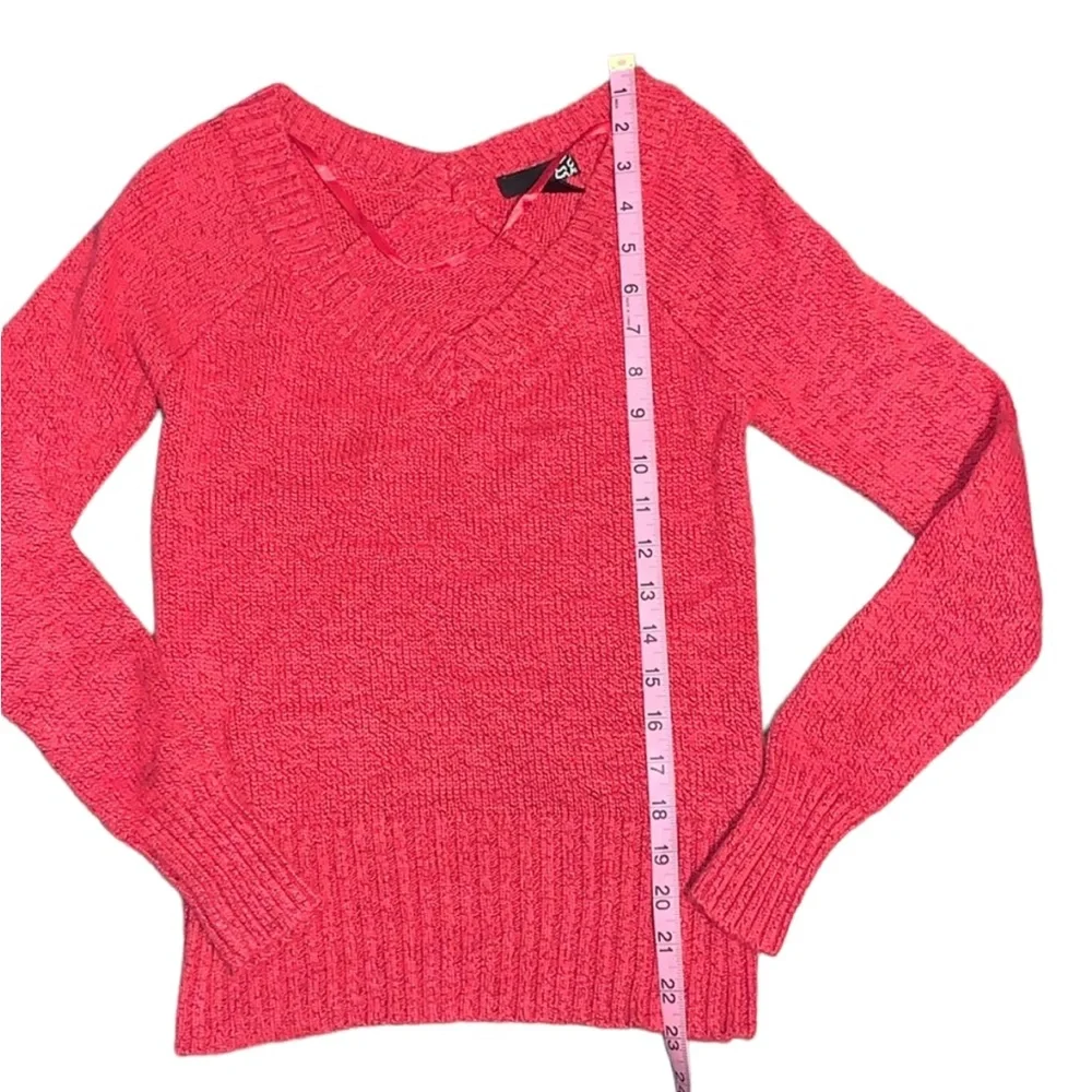 FOX RIDERS: Women’s Logo V Neckline Sweater - Size XS - Picture 6 of 10